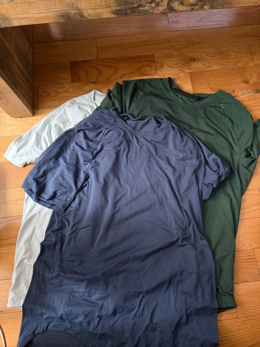 LOT of Lululemon Mens Metal Vent Tech